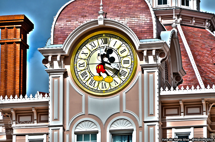 Disneyland Paris - Reloj Mickey by Mario Filipe  Fernandes Pinto da Silva (MarioffpSilva)) on 500px.com