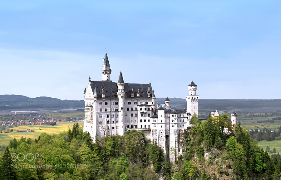 Schloss Neuschwanstein by Frederick Fung (FrederickFung)) on 500px.com