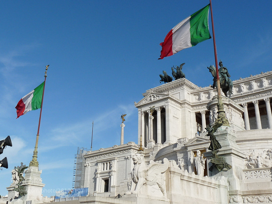 Monumento a Vítor Emanuel II da Itália by Romain Galati (rgt26)) on 500px.com
