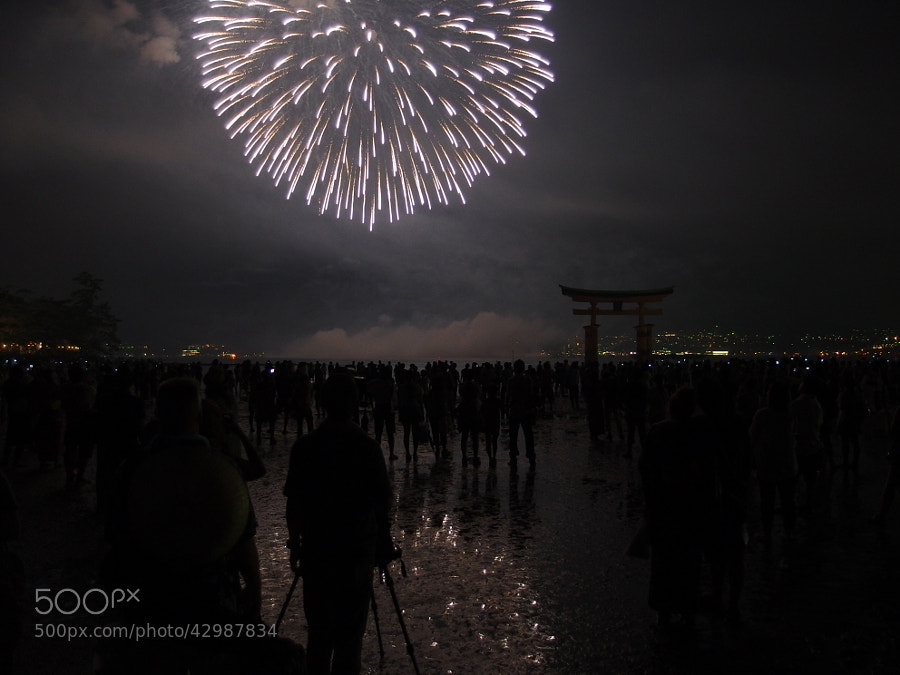miyajima fireworks by moret  on 500px.com