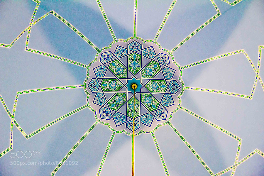 The Center of Sultan Haji Ahmad Shah Mosque    (umar) on 500px.com